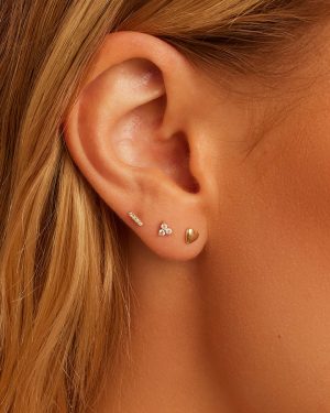 Diamond Pavé Bar Flat Back Studs